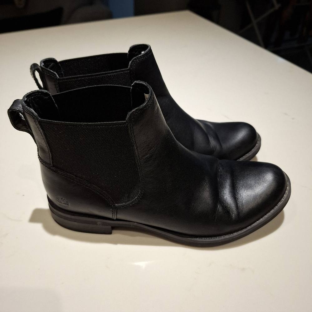 Timberland Classic Black Leather Chelsea Boots (Size US 7) - Picture 2 of 7